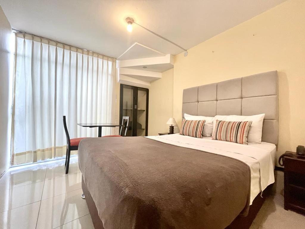 Mandala Rooms & Services อาเรกิปา ภายนอก รูปภาพ