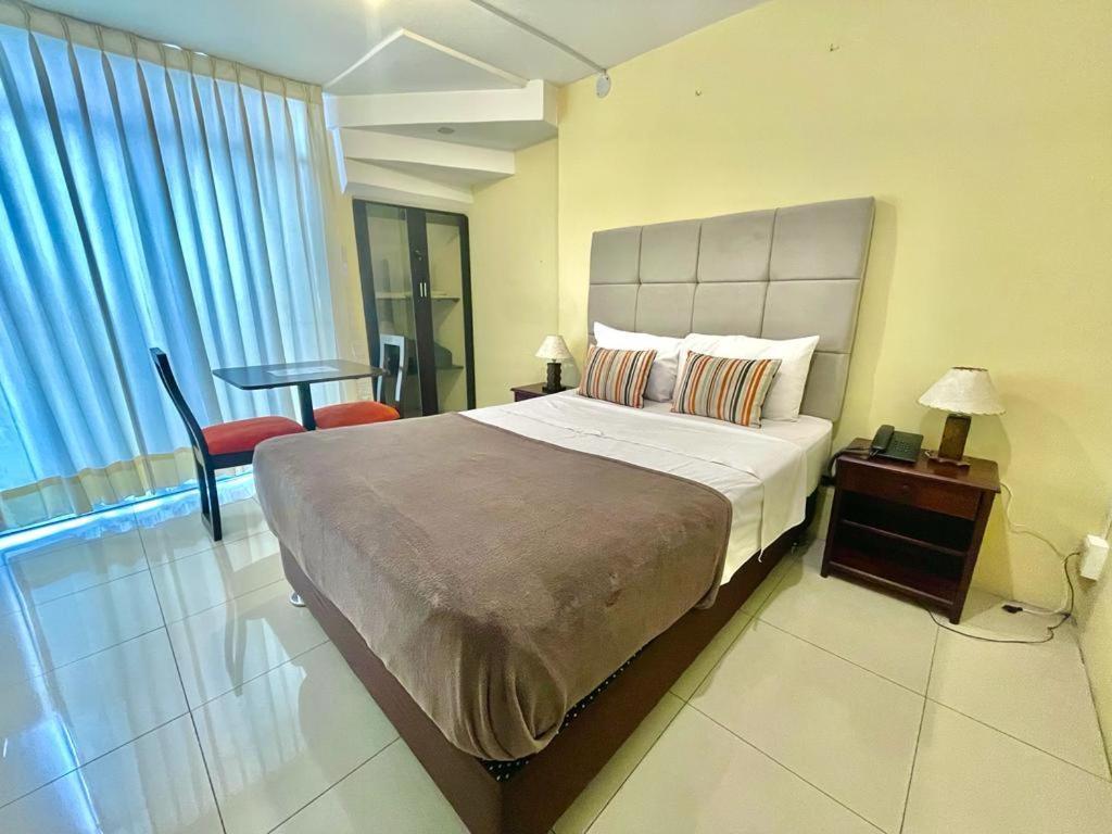 Mandala Rooms & Services อาเรกิปา ภายนอก รูปภาพ